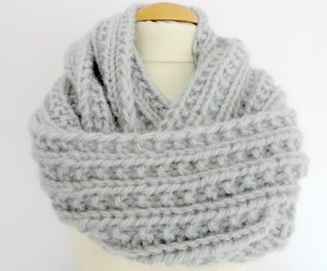 modèle gratuit tricot snood