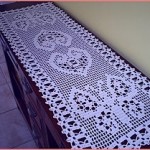 patron crochet gratuit chemin de table